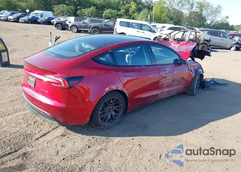 2024 Tesla Model 3 из США, поврежденный, VIN 5YJ3E1EB1RF742100